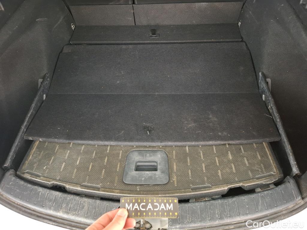 Toyota  Corolla TOYOTA  Touring Sports / 2018 / 5P / Break Hybride 122h Dynamic Business Stage Acad #1