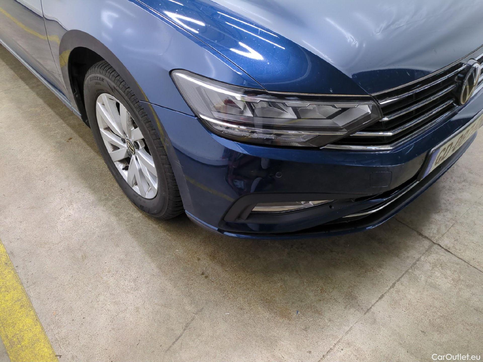 Volkswagen  Passat  Break Business 2.0 TDI 120CV BVA7 E6d #23