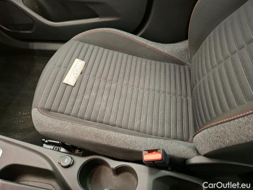 Peugeot  2008  Active Business 1.2 PureTech 100CV BVM6 E6d #29