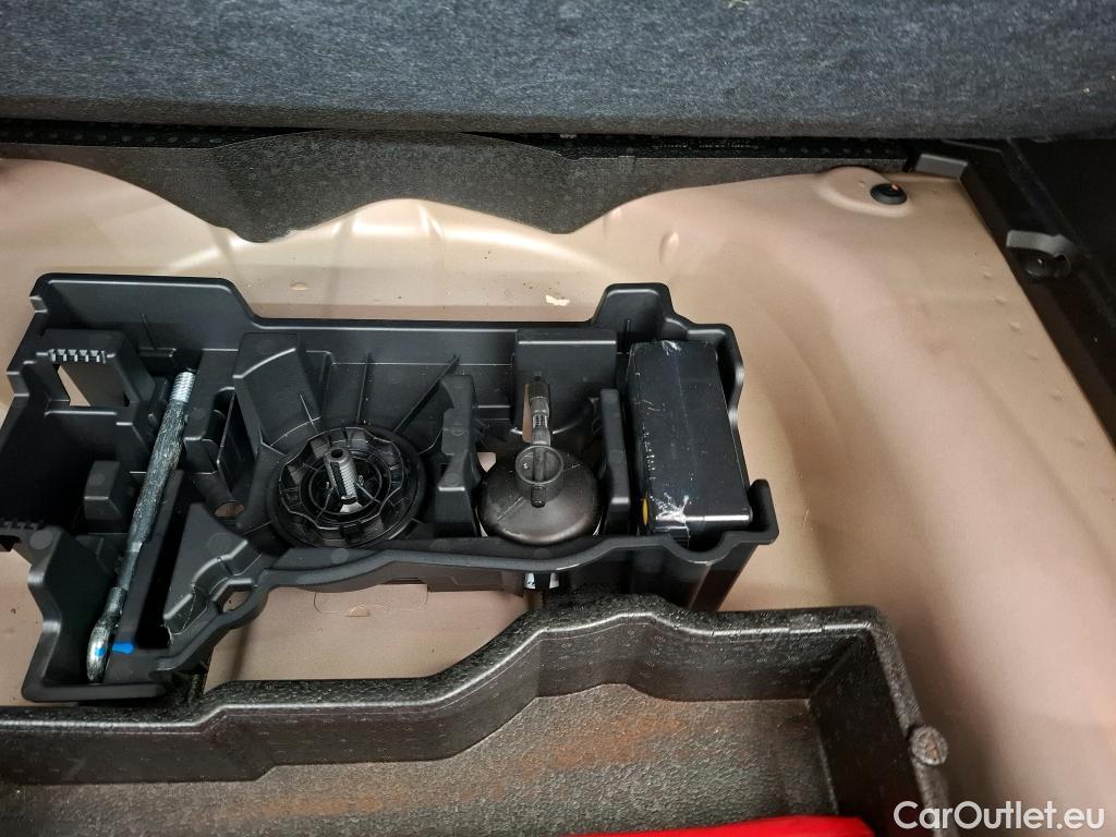 Peugeot  2008  Active Business 1.2 PureTech 100CV BVM6 E6d #11