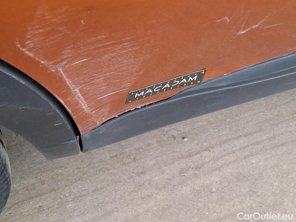 Peugeot  2008  Active Business 1.2 PureTech 100CV BVM6 E6d #22