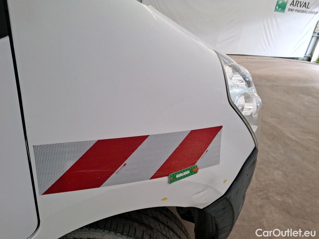 Renault  Master  benne dble cabine L3H1 3 5t 2.3 dCi 130CV BVM6 7 Sieges E6 #26