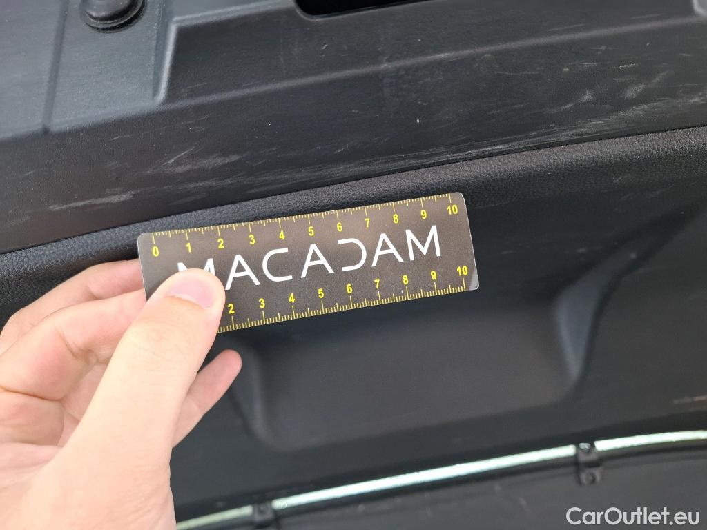 Toyota  Corolla TOYOTA  Touring Sports / 2018 / 5P / Break Hybride 122h Dynamic Business Stage Acad #13