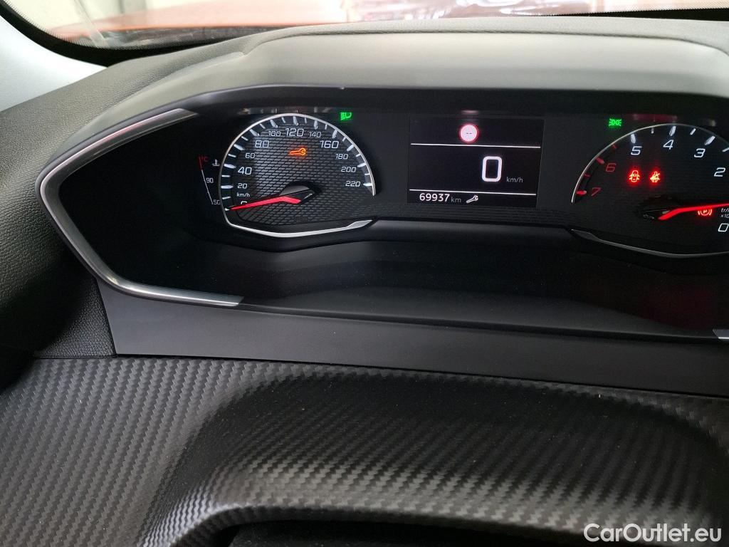 Peugeot  2008  Active Business 1.2 PureTech 100CV BVM6 E6d #30