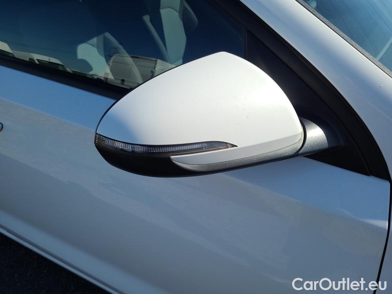  Hyundai  i30  (PD)(01.2017  ->)  kom.1.0TGDI 120 Comfort #18