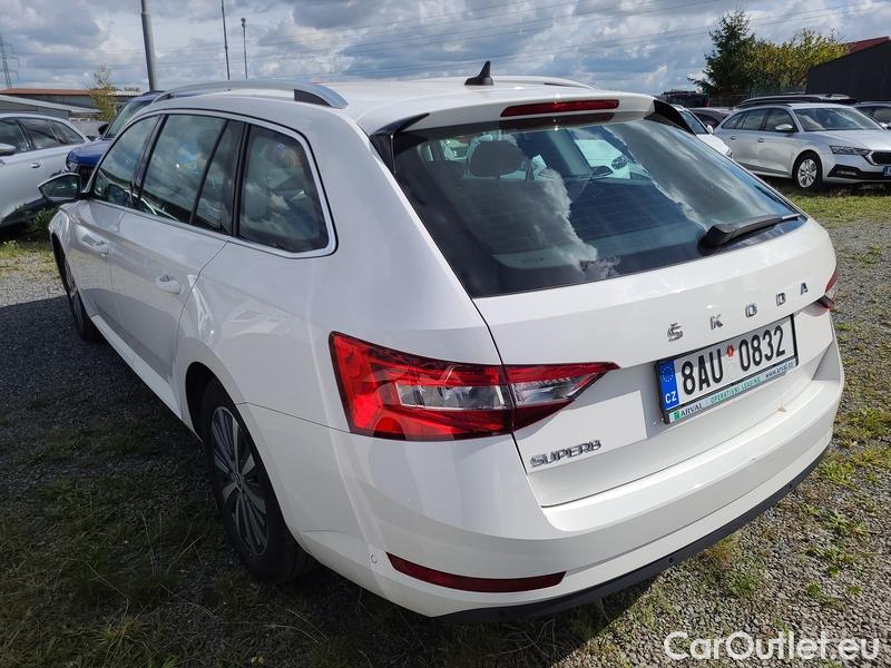 Skoda  Superb  Combi (3T5)(2010) Sup.C.FL2.0TDI 110 Style #4