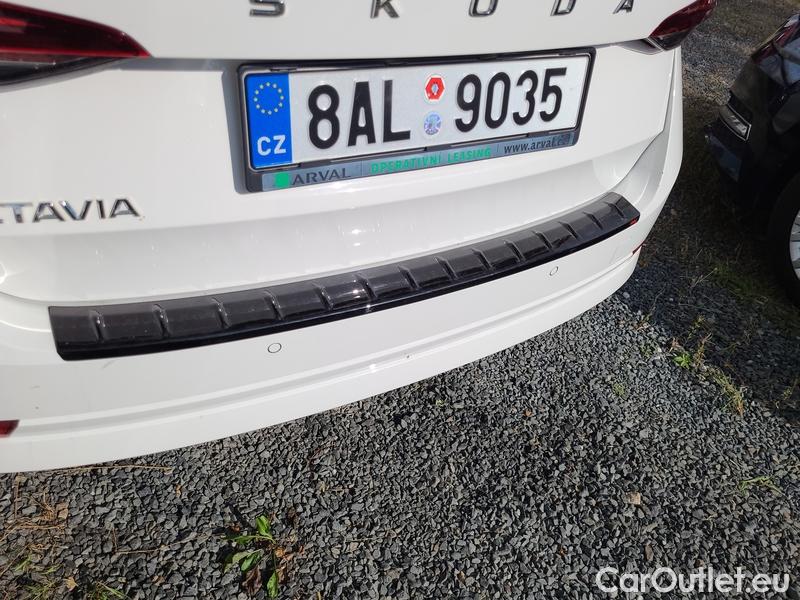  Skoda  Octavia  Combi (NX3)(2020) Oct.Combi 1.5TSI 110 Style #8