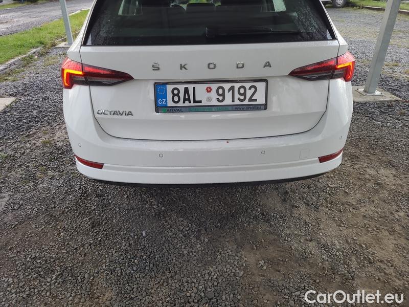  Skoda  Octavia  Combi 1.5TSI 110 Style #12