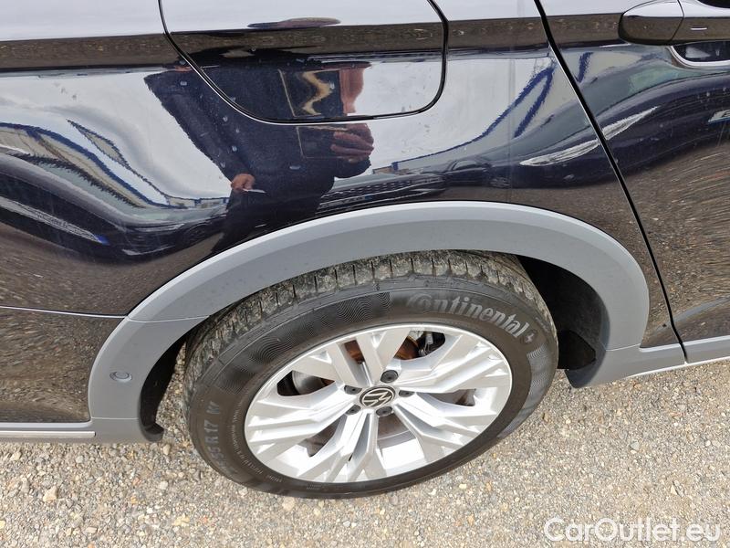  Volkswagen  Passat  Variant (CB5) (2019) Pas. Alltr.2.0TDI 140 4M AT #23
