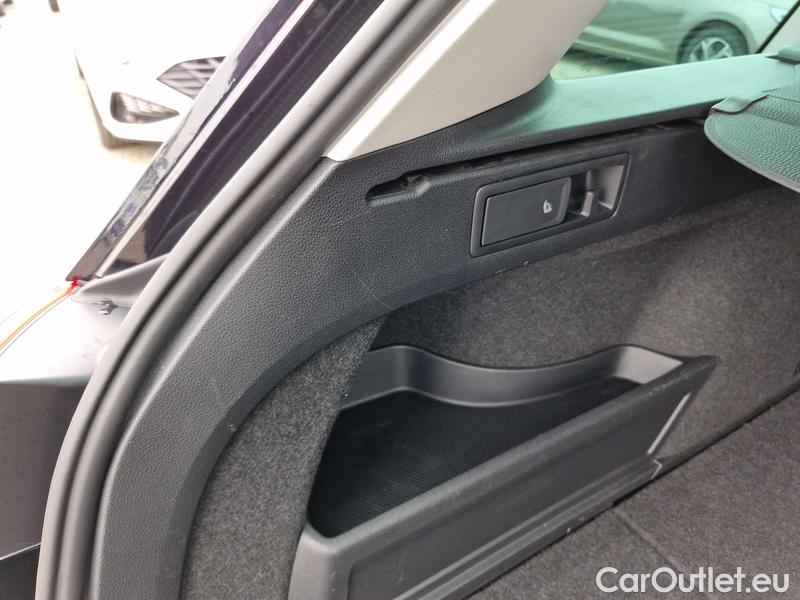  Volkswagen  Passat  Variant (CB5) (2019) Pas. Alltr.2.0TDI 140 4M AT #21
