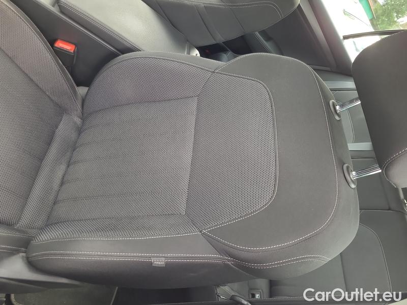 Skoda  Superb  Combi (3T5)(2010) Sup.C.FL2.0TDI 110 Style #7