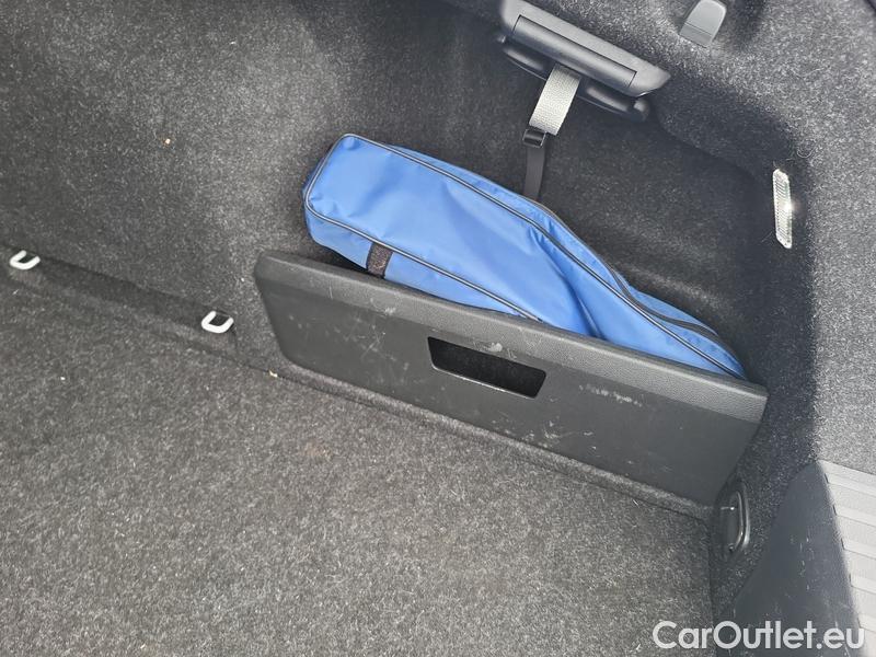  Skoda  Octavia  Lim. (NX3)(2020) Oct.1.5 e-TEC 110 Style AT #12