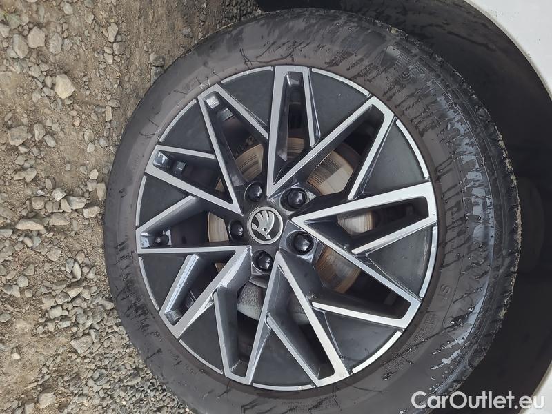  Skoda  Octavia  Combi 1.5TSI 110 Style #18