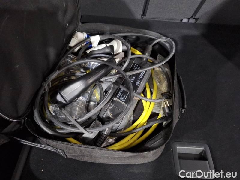 Audi  Q3 AUDI  SPORTBACK / 2019 / 5P / SUV 45 TFSI E S TRONIC BUSINESS PLUS #60