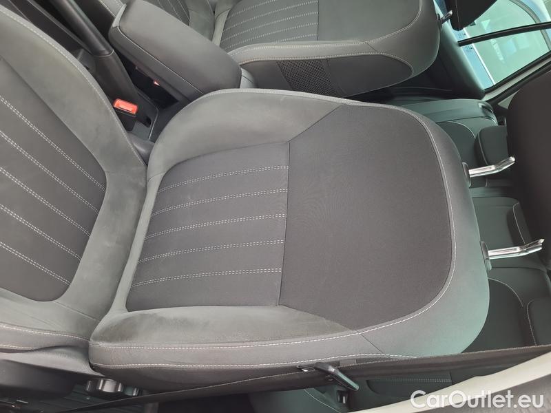  Skoda  Fabia  Combi (2015)  Com 1.0TSI 81 Style #9