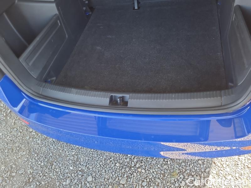  Skoda  Fabia  Combi (2015)  Com.1.0TSI 70 Ambition #17