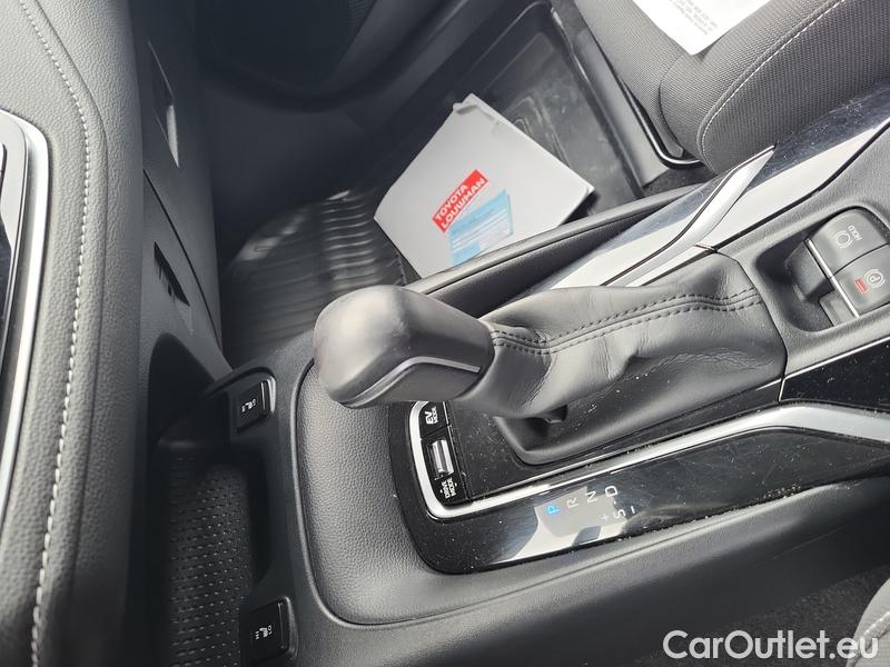 Toyota  Corolla  TouringSports (E21) (2019)  TS 2.0Hyb.Comfort AT #23