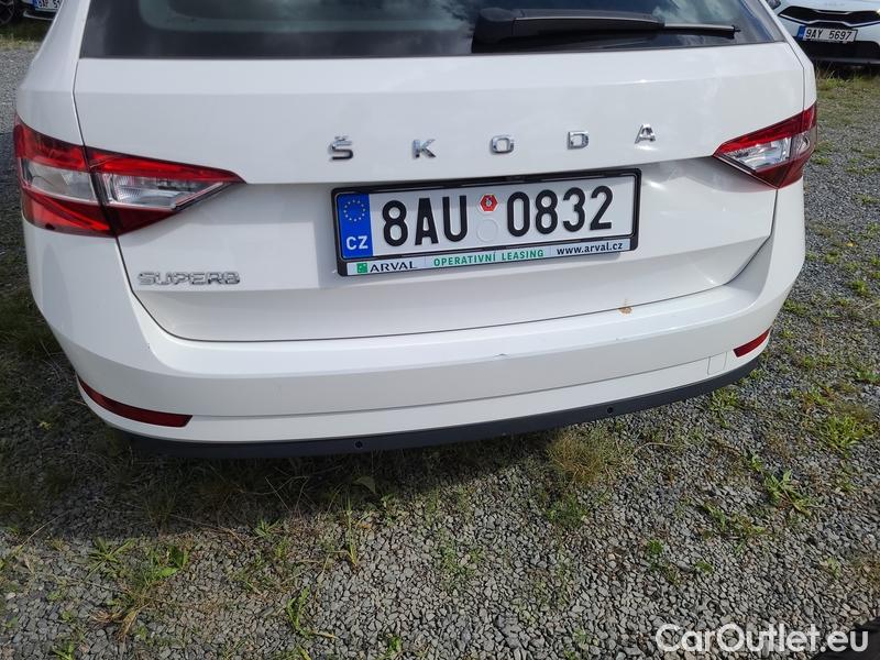 Skoda  Superb  Combi (3T5)(2010) Sup.C.FL2.0TDI 110 Style #9