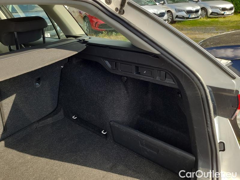  Skoda  Octavia  Combi (NX3)(2020) Oct.Combi 1.5TSI 110 Style #15