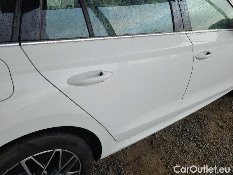  Skoda  Octavia  Combi 1.5TSI 110 Style #16