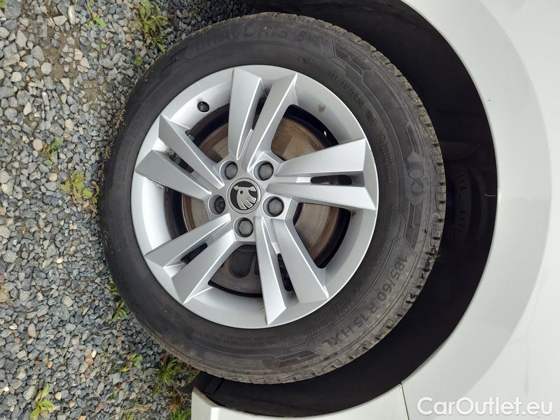  Skoda  Fabia  Combi (2015)  Com 1.0TSI 81 Style #19