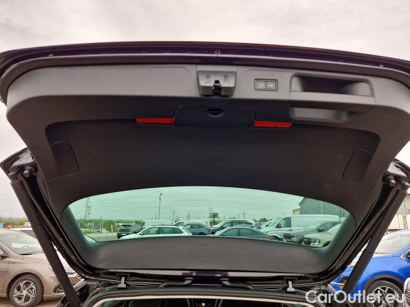  Volkswagen  Passat  Variant (CB5) (2019) Pas. Alltr.2.0TDI 140 4M AT #18