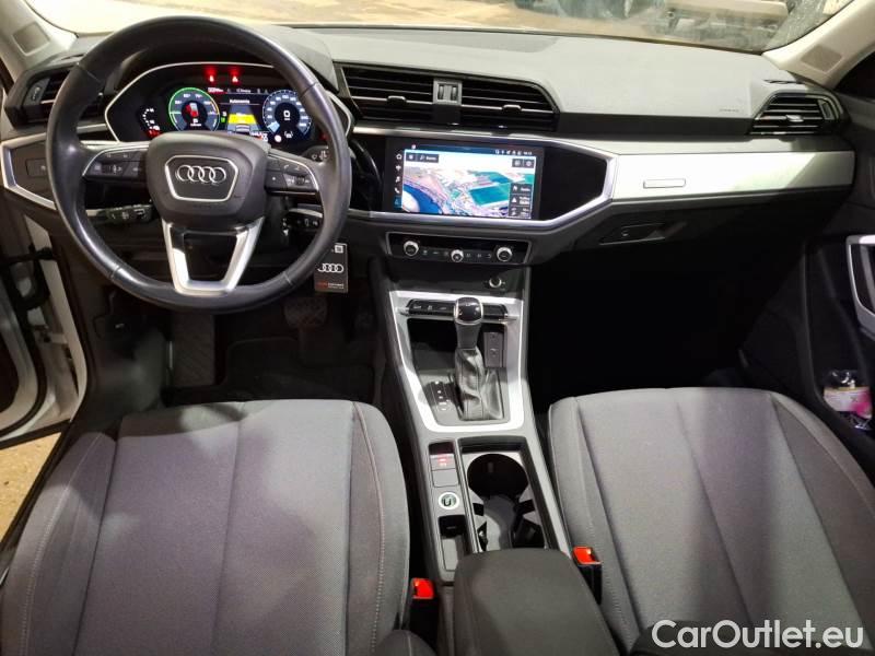 Audi  Q3 AUDI  SPORTBACK / 2019 / 5P / SUV 45 TFSI E S TRONIC BUSINESS PLUS #3
