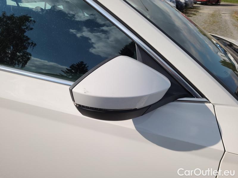  Skoda  Octavia  Combi (NX3)(2020) Oct.Combi 1.5TSI 110 Style #9