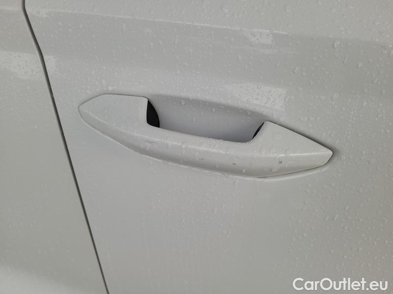  Skoda  Octavia  Combi 1.5TSI 110 Style #19