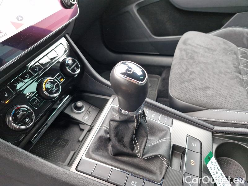 Skoda  Superb  (3V3)(2015) Supe.FL2.0TDI 110 Sportline #12