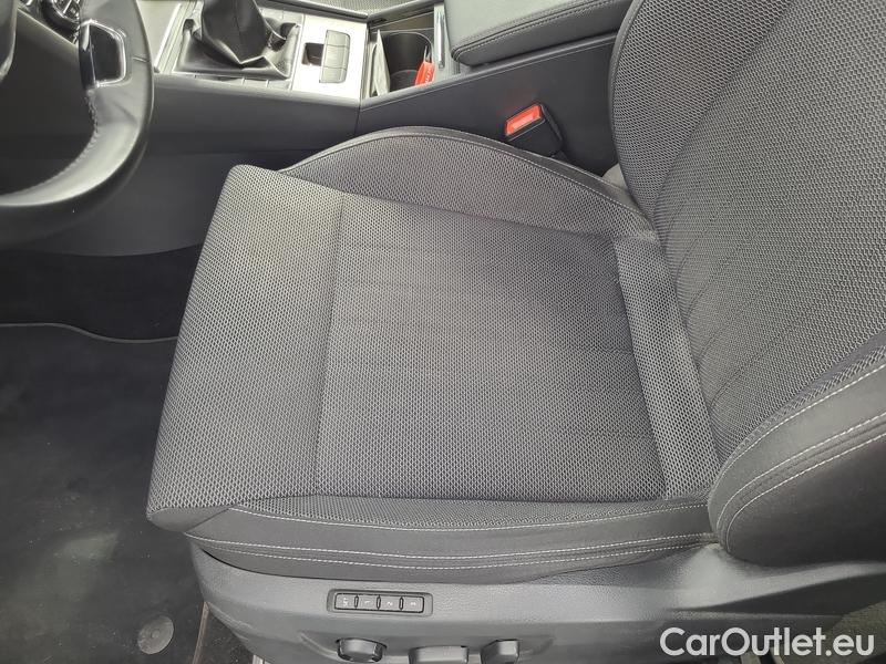 Skoda  Superb  Combi (3T5)(2010) Sup.C.FL2.0TDI 110 Style #6