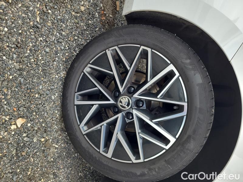  Skoda  Octavia  Combi (NX3)(2020) Oct.Combi 1.5TSI 110 Style #2