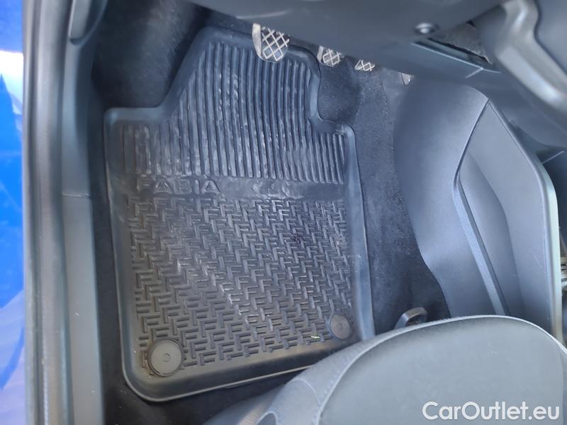  Skoda  Fabia  Combi (2015)  Com.1.0TSI 70 Ambition #5