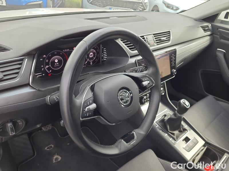 Skoda  Superb  Combi (3T5)(2010) Sup.C.FL2.0TDI 110 Style #4