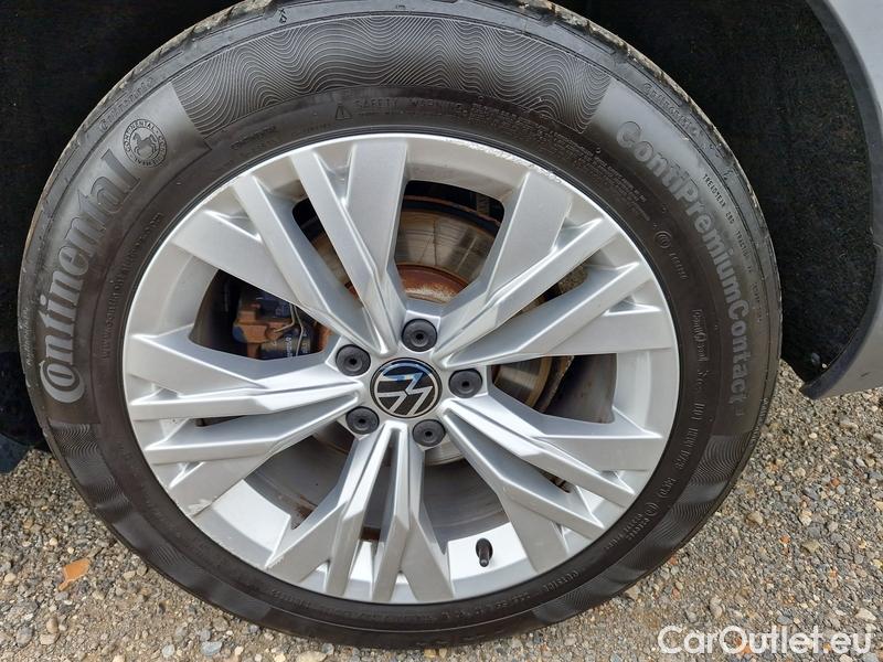  Volkswagen  Passat  Variant (CB5) (2019) Pas. Alltr.2.0TDI 140 4M AT #14