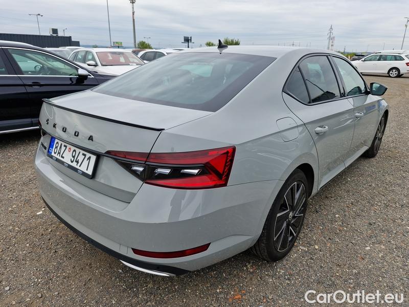 Skoda  Superb  (3V3)(2015) Supe.FL2.0TDI 110 Sportline #2