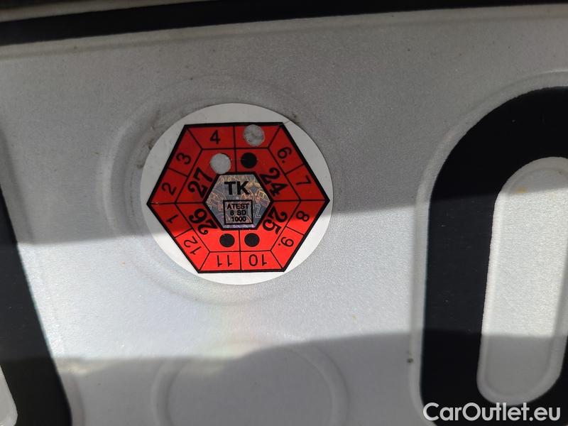 Skoda  Superb  Combi (3T5)(2010) Sup.C.FL2.0TDI 110 Style #21