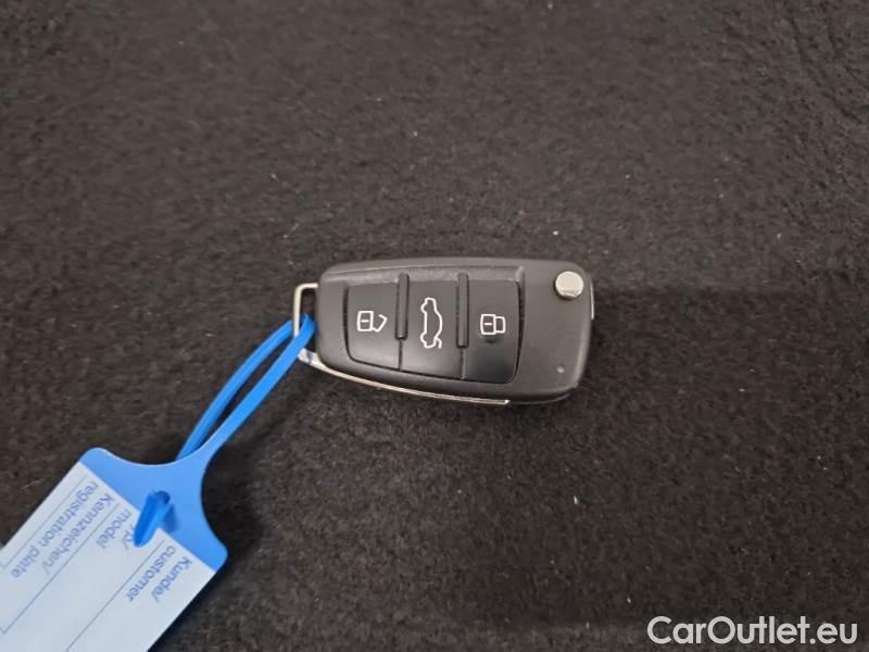 Audi  Q3 AUDI  SPORTBACK / 2019 / 5P / SUV 45 TFSI E S TRONIC BUSINESS PLUS #81