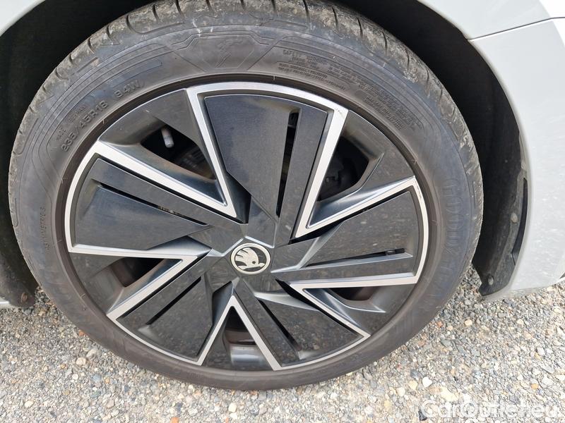 Skoda  Superb  (3V3)(2015) Supe.FL2.0TDI 110 Sportline #20