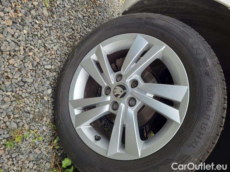  Skoda  Fabia  Combi (2015)  Com 1.0TSI 81 Style #18