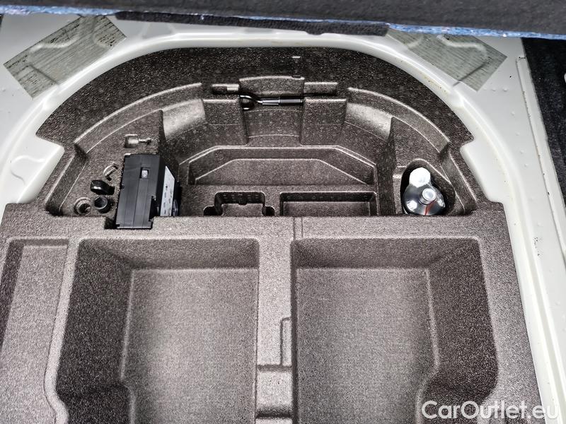 Skoda  Superb  (3V3)(2015) Supe.FL2.0TDI 110 Sportline #13