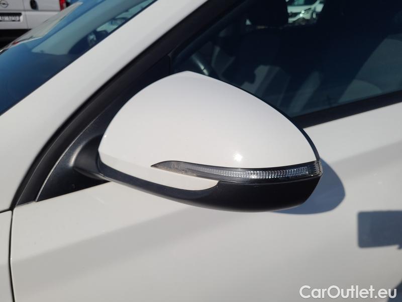  Hyundai  i30  (PD)(01.2017  ->)  kom.1.0TGDI 120 Comfort #19