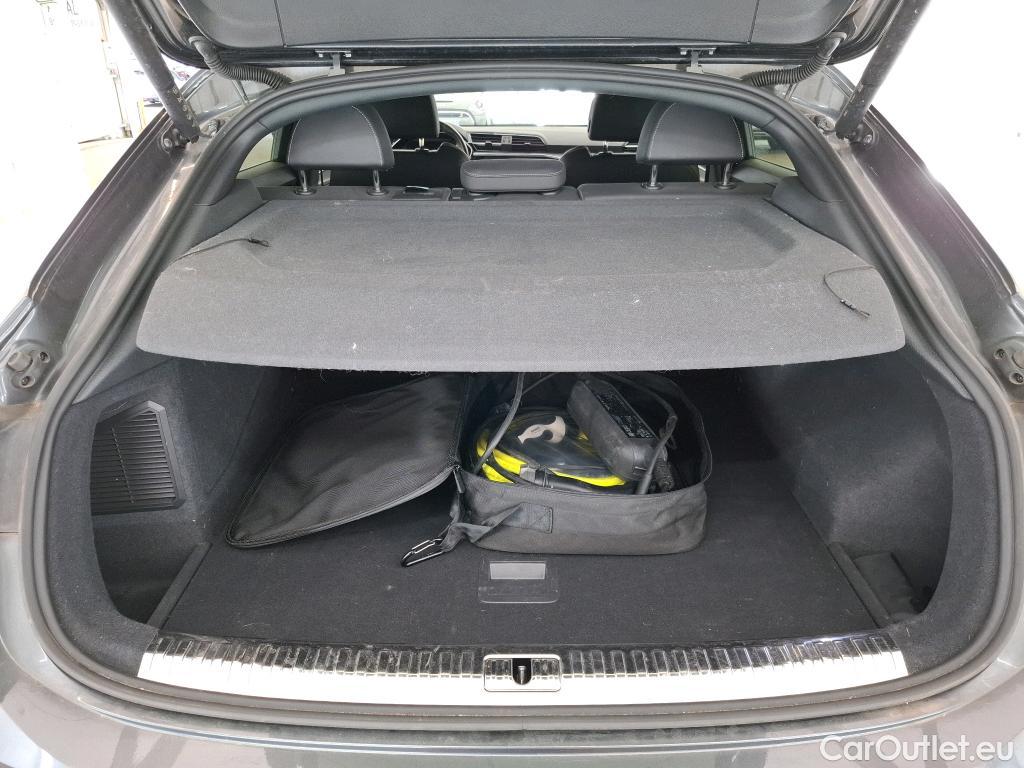 Audi  Q3  Sportback 45 e TFSI S line 1.4 TFSI 245CV BVA6 E6d #10