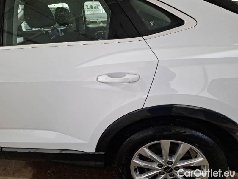 Audi  Q3 AUDI  SPORTBACK / 2019 / 5P / SUV 45 TFSI E S TRONIC BUSINESS PLUS #46