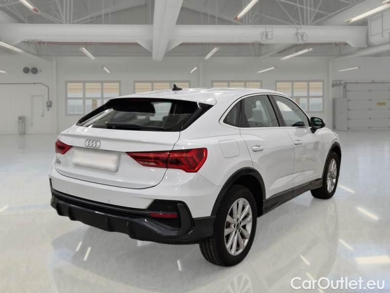 Audi  Q3 AUDI  SPORTBACK / 2019 / 5P / SUV 45 TFSI E S TRONIC BUSINESS PLUS #2