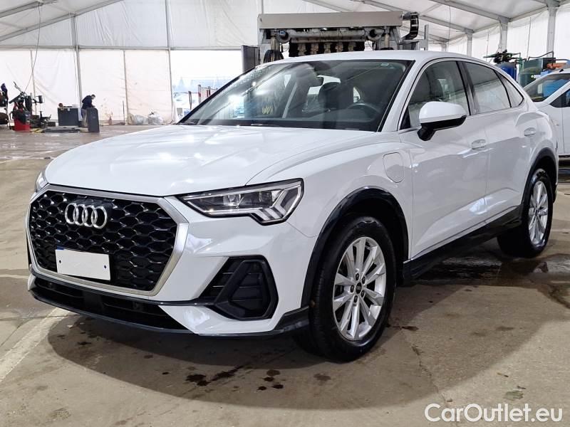 Audi  Q3 AUDI  SPORTBACK / 2019 / 5P / SUV 45 TFSI E S TRONIC BUSINESS PLUS #1