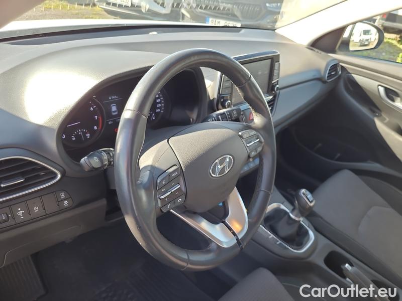  Hyundai  i30  (PD)(01.2017  ->)  kom.1.0TGDI 120 Comfort #5
