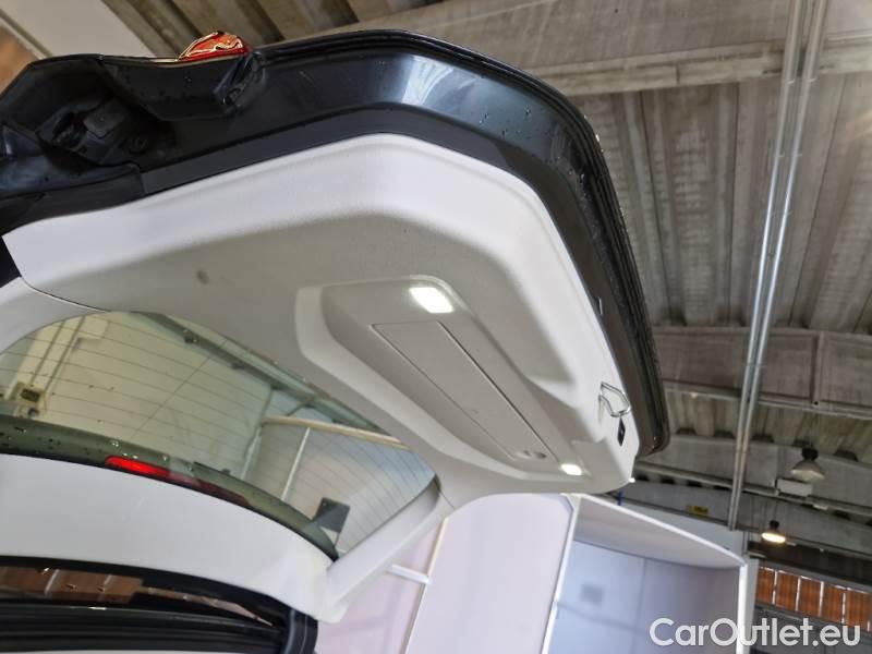 Bmw  Serie 3 BMW  / 2018 / 5P / STATION WAGON 330E BUSINESS ADVANTAGE TOURING AUTO #55