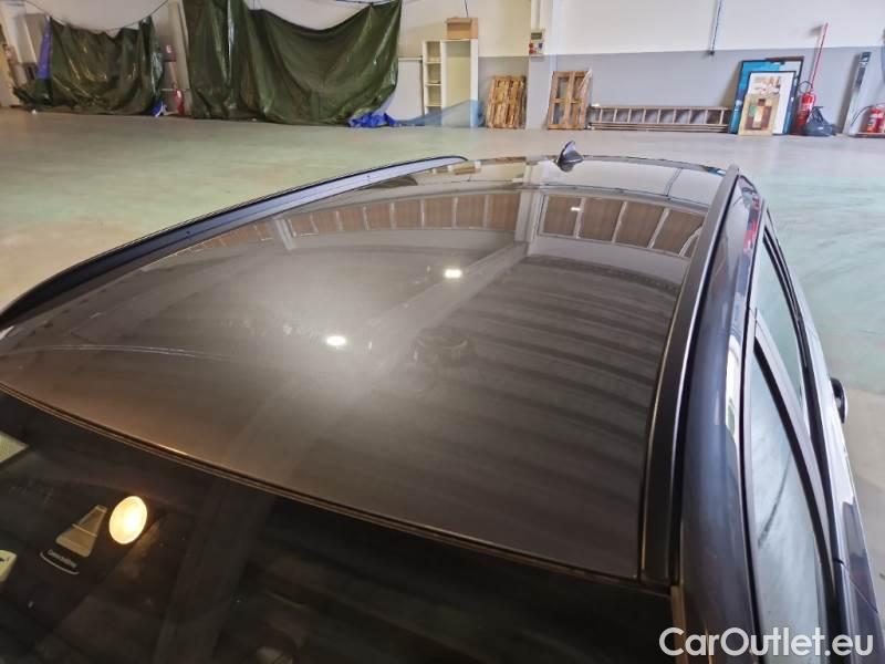 Bmw  Serie 3 BMW  / 2018 / 5P / STATION WAGON 330E BUSINESS ADVANTAGE TOURING AUTO #9