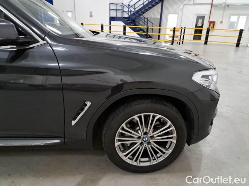 Bmw  X3 BMW  / 2017 / 5P / SUV XDRIVE 30E LUXURY #40